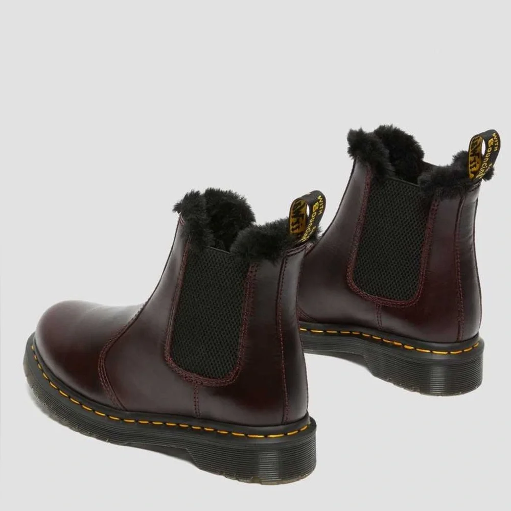 Dr. Martens 2976 Leonore Faux Fur Lined Chelsea Oxblood Maroon Boots in Size 7